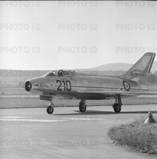 Army testing Dassault MD 452 Mystère IV A, Kloten 1956.