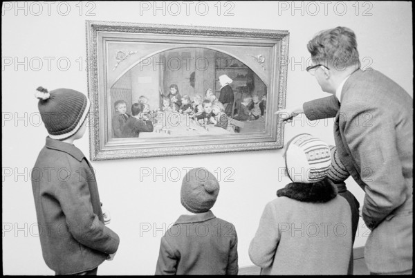 Children at an Anker exhibition in Ins 1967.
