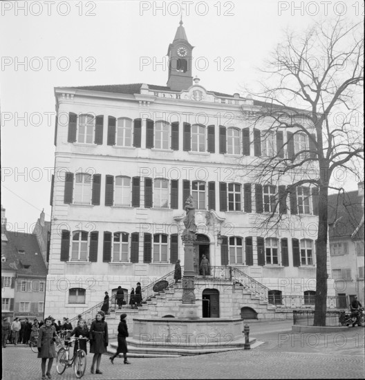 Delémont, court house; 1944.