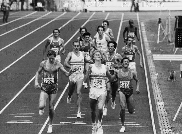 918 Scott, 341 Ovett, 325 Sieger Steve Cram, 185 Abascal, 549 Aouita, 710 Deleze.