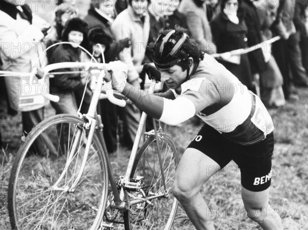 Cyclo Cross race 1975: Francesco Moser.