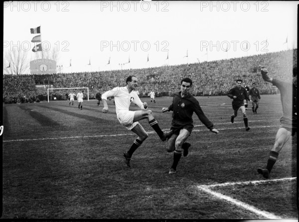 WC qualifier 1957: Switzerland - Spain.