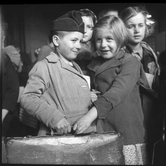 WW 2: relief action for children; french children in Basle 1944.