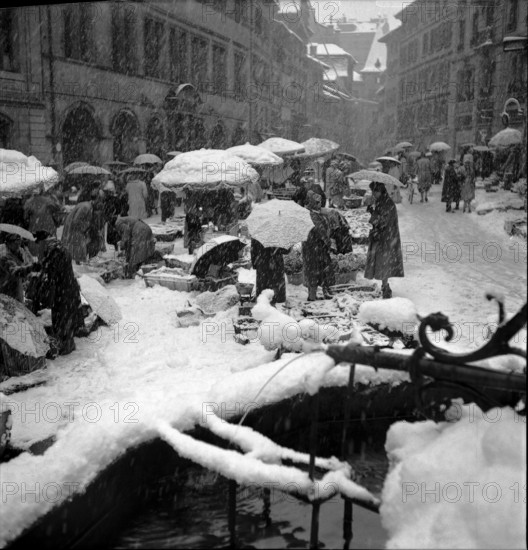 Market in Lausanne; 1952.