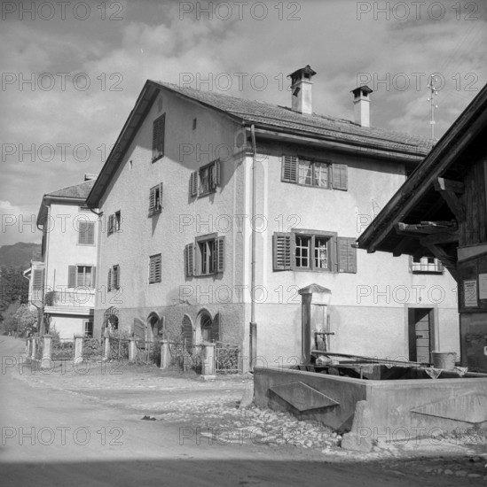 House in Sils-Albula, 1952.