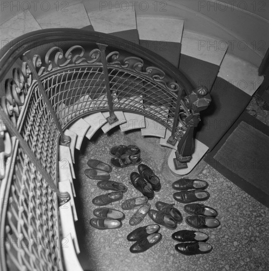 Shoes in a yoga school in Zurich, 1953.