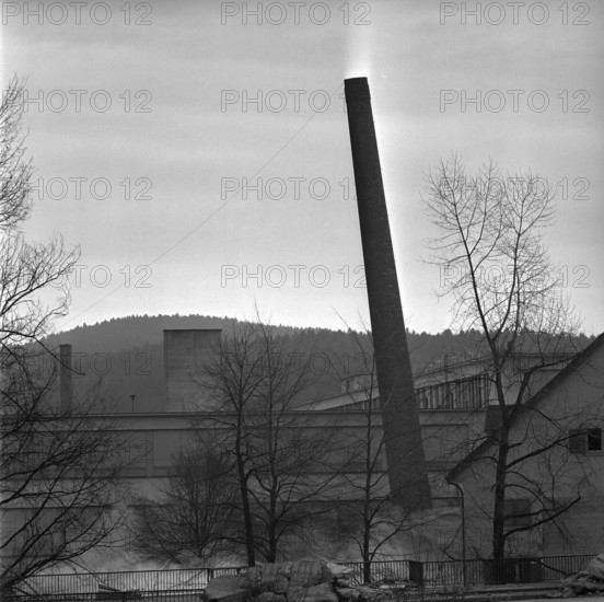 Blasting of high chimney, Winterthur 1965.