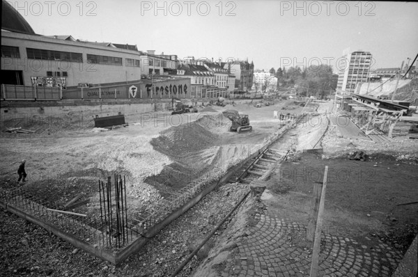 Basle; Heuwaage viaduct under construction; 1966.