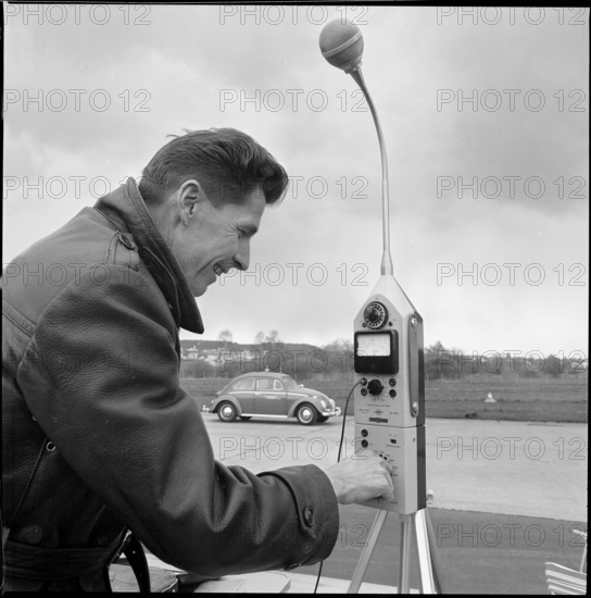 Jet flying operations: mobile noise level measuring, Rümlang 1965.