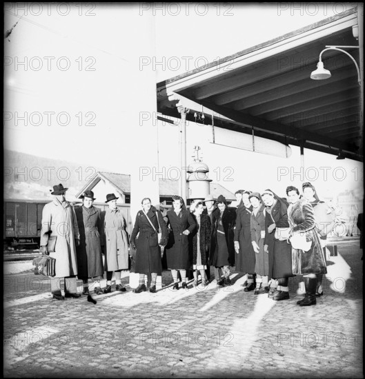 WW2: Medical mission to Belgium, 1944.