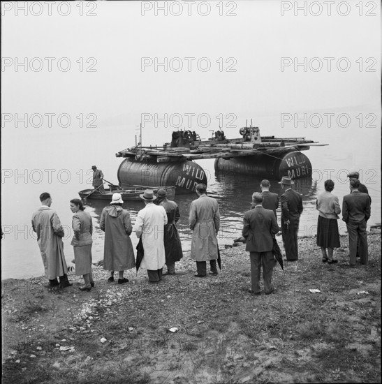 After WW 2: recovery of a US bomber, Zug 1952.