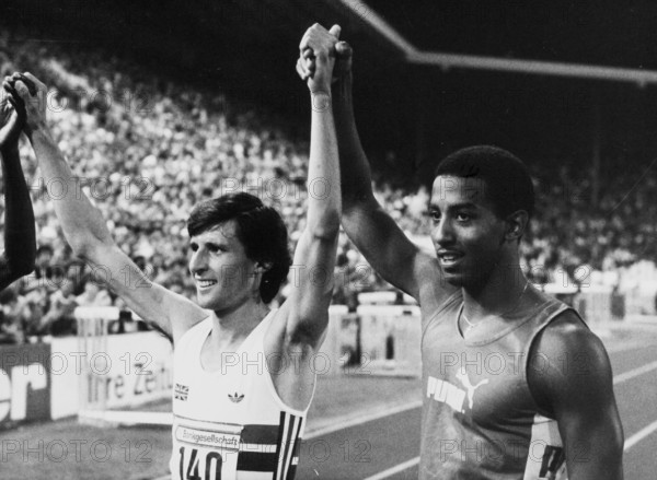 Letzi Meeting 1981: Coe, mile world record, and Nehemiah, world record 110m hurdles.