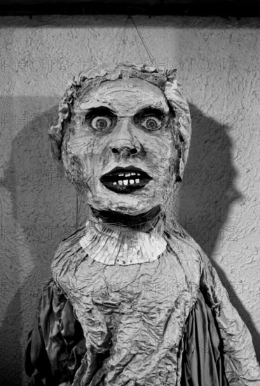 1975, Paris, gallery. papier-mache sculpture.