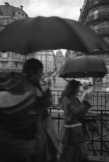 1975, Paris, subway.