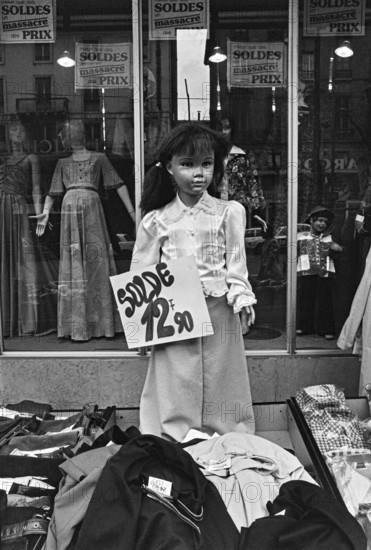 1975, Paris, Marais, shop windows