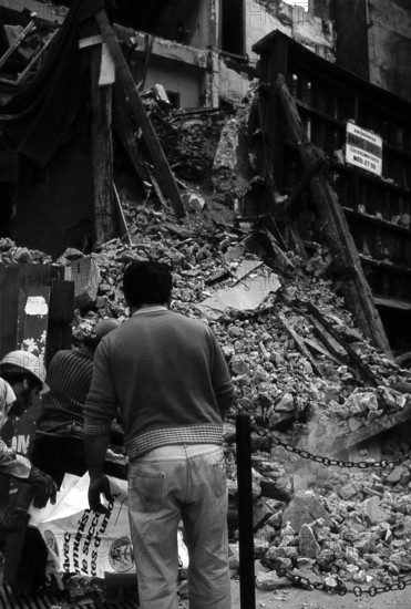 1975, Paris, Rive droite, building under demolition.