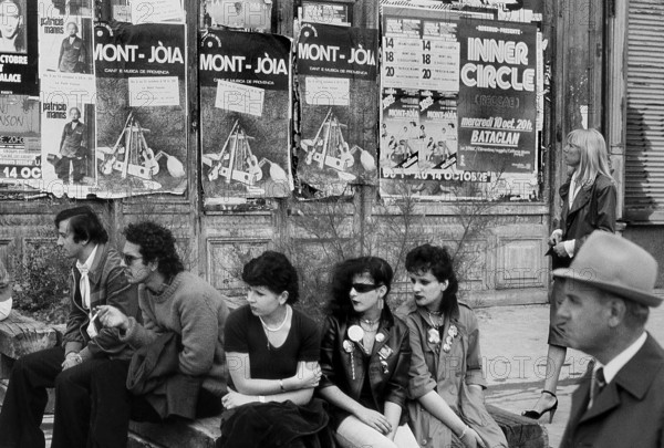 1975, Paris, Rive droite, boys and girls.