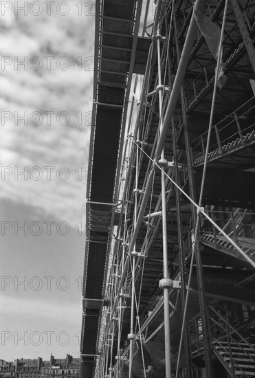 1976, Paris, Rive droite, Centre Pompidou, Beaubourg.