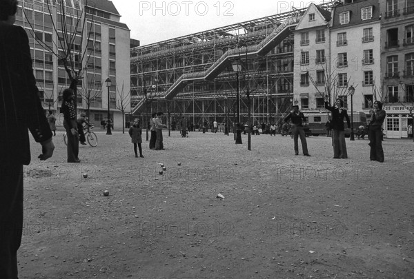 1976, Paris, Rive droite, Centre Pompidou, Beaubourg.