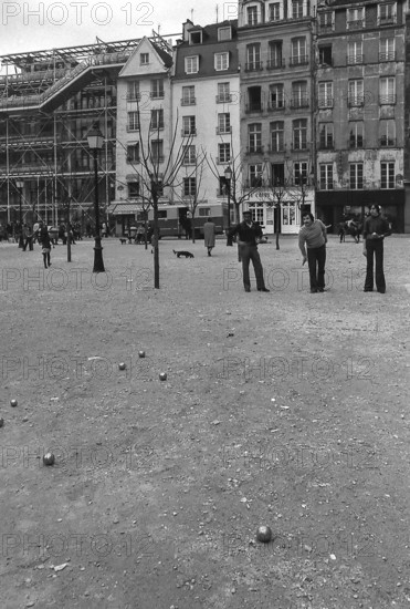 1976, Paris, Rive droite, Centre Pompidou, Beaubourg.