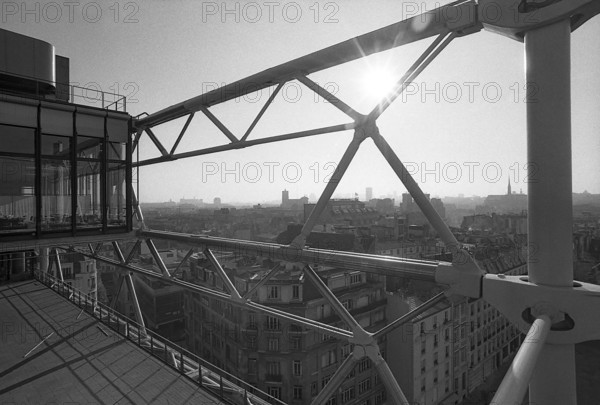 1976, Paris, Rive droite, Centre Pompidou, Beaubourg.