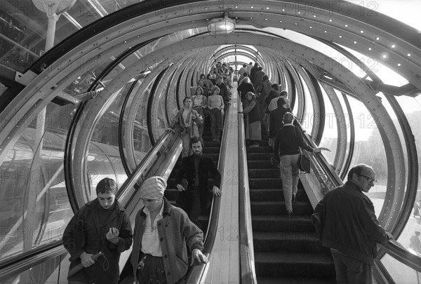 1976, Paris, Rive droite, Centre Pompidou, Beaubourg.