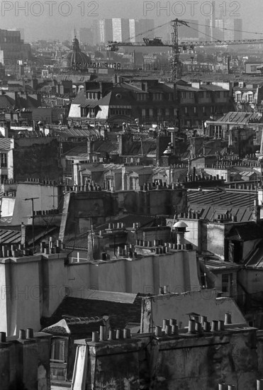 1976, Paris, Rive droite, Paris overview.