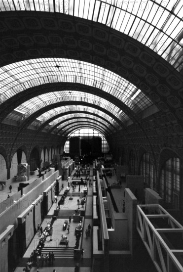 1990, Paris, Rive gauche, Gare d'Orsay - Musee d'Orsay.