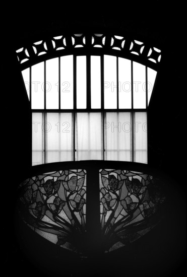 1990, Paris, Rive gauche, Gare d'Orsay - Musee d'Orsay.