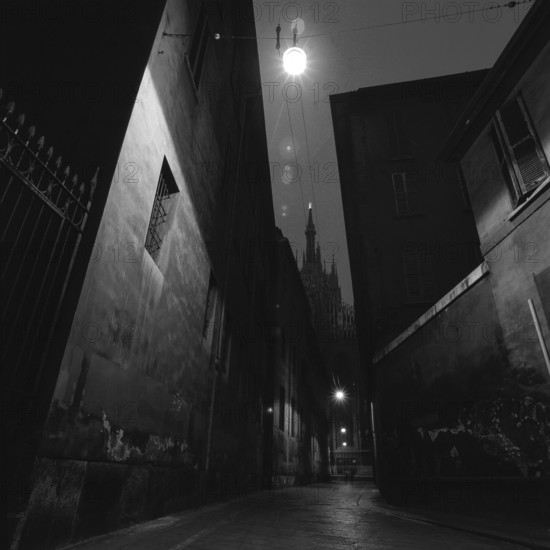 1975, Milan, Duomo, alley.