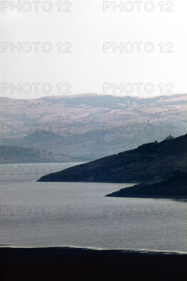 Nature, Italy, region of Puglia 1975 Lago di Occhito (Occhito lake).