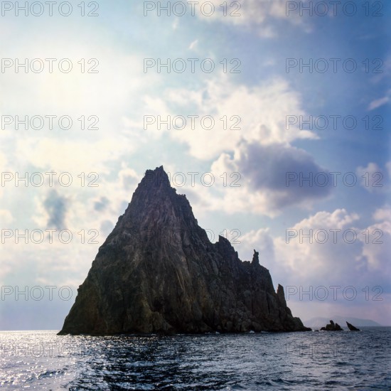 Nature, Italy, region of Sicilia 1975 Isole Eolie, Scoglio Dattilo;  (Aeolian Islands,  Dattillo Rock).