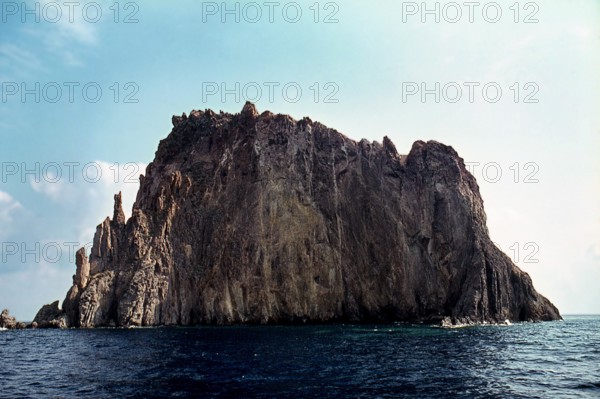 Nature, Italy, region of Sicilia 1975 Isole Eolie, Scoglio Dattilo  (Aeolian Islands,  Dattillo Rock).