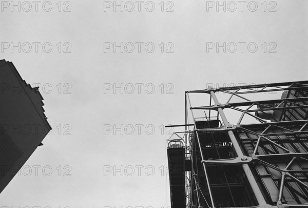 1976, Paris, Rive droite, Centre Pompidou, Beaubourg.