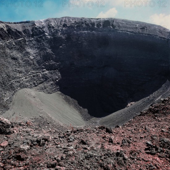 Nature, Italy, region of Campania, 1975 Vesuvius volcano.
