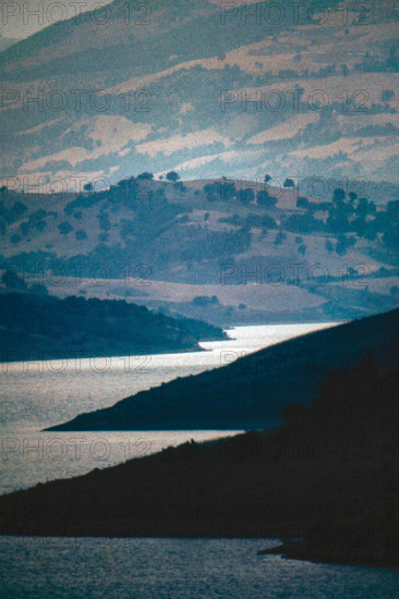 Nature, Italy, region of Puglia 1975 Lago di Occhito (Occhito lake).