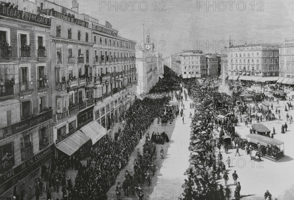 Juan de la Cruz Ignacio Moreno y Maisonnave (1817-1884). Spanish theologian, born in Guatemala City. Auditor of the Rota Tribunal of the Apostolic Nunciature to Spain in 1853. On 5 July 1875 he was appointed Archbishop of Toledo and Primate of Spain. He died in the early hours of 28 August 1884. Funeral of Cardinal Moreno. Passage of the funeral cortege through the Puerta del Sol (Gate of the Sun). The transfer of the coffin to the Estacion de Delicias (Delicias railway station), to be taken to Toledo, took place on the morning of 1 September 1884. Engraving by Vela. The Spanish and American Illustration (La Ilustracion Espanola y Americana), 1884.