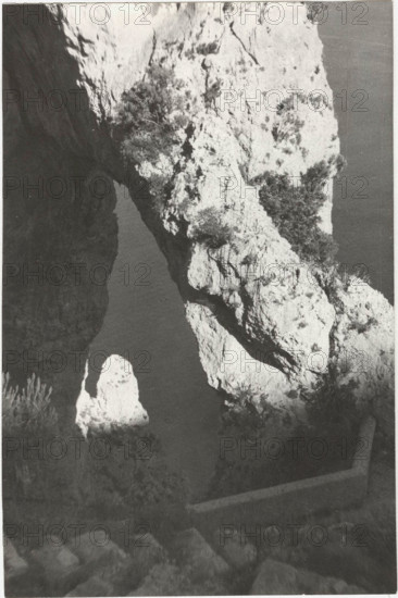 Natural arch at Capri