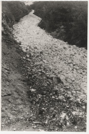 Avalanche in Bruffiore valley