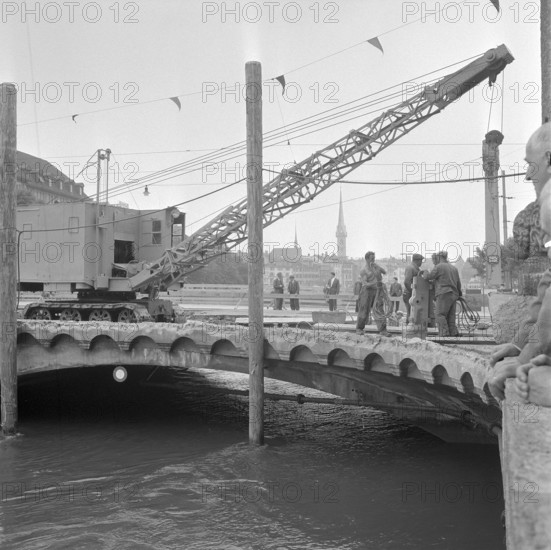 Renovation of the Walche bridge; 1957.