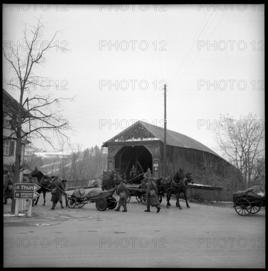Horse-drawn cart; Roofed wooden bridge, Hasle-Ruegsau; 1955.