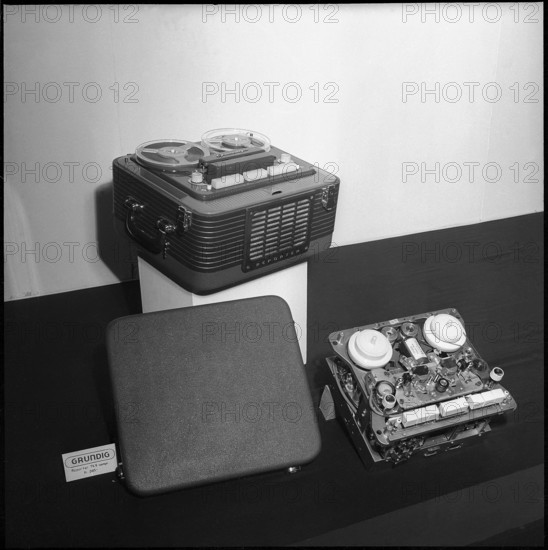 FERA 1953: Tape Recorder.