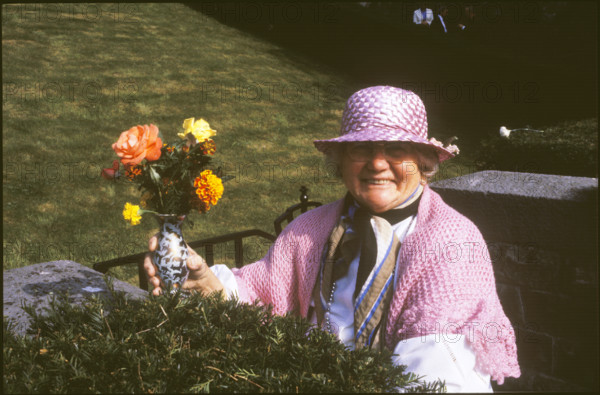 Woman who looks after Queen Astrid of Belgium's grave 1985.