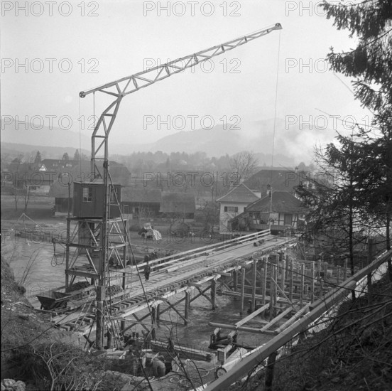 New Jaberg bridge under construction; 1951.