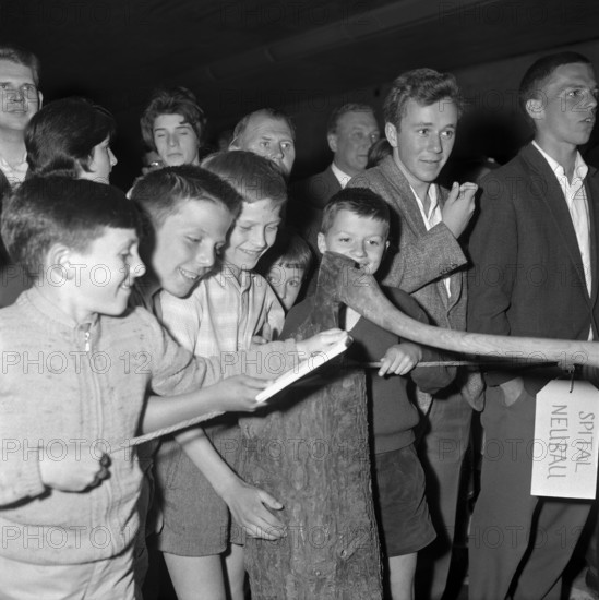 Redevelopment of the traffic, Baden 1962: opening of the new underpass.