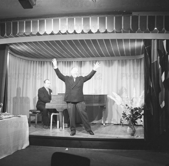 Urfer on the piano, Gilles standing, Gilles and Urfer, 1956.
