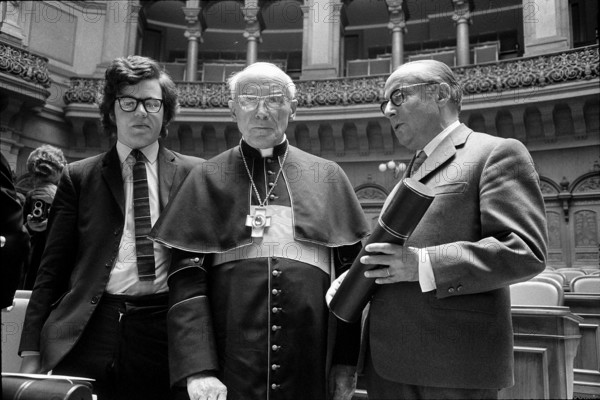 First awarding of the Augustin Bea prize, 1971.