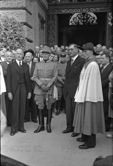 Aeby, Guisan, Kobelt, Berne 1945.