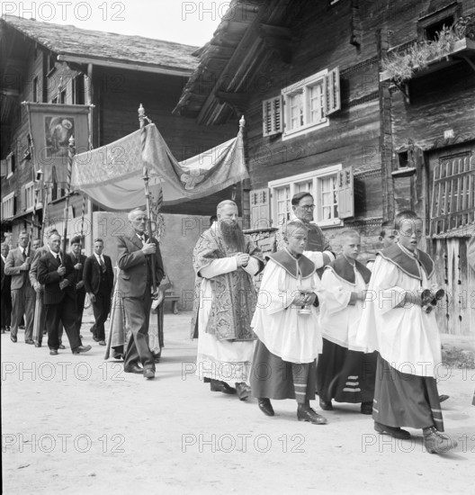 Religious festival St. Peter and Paul in Vals, 1942.