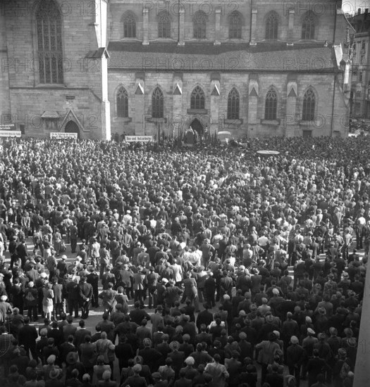 Demonstration of construction worker in Zurich, 1947.